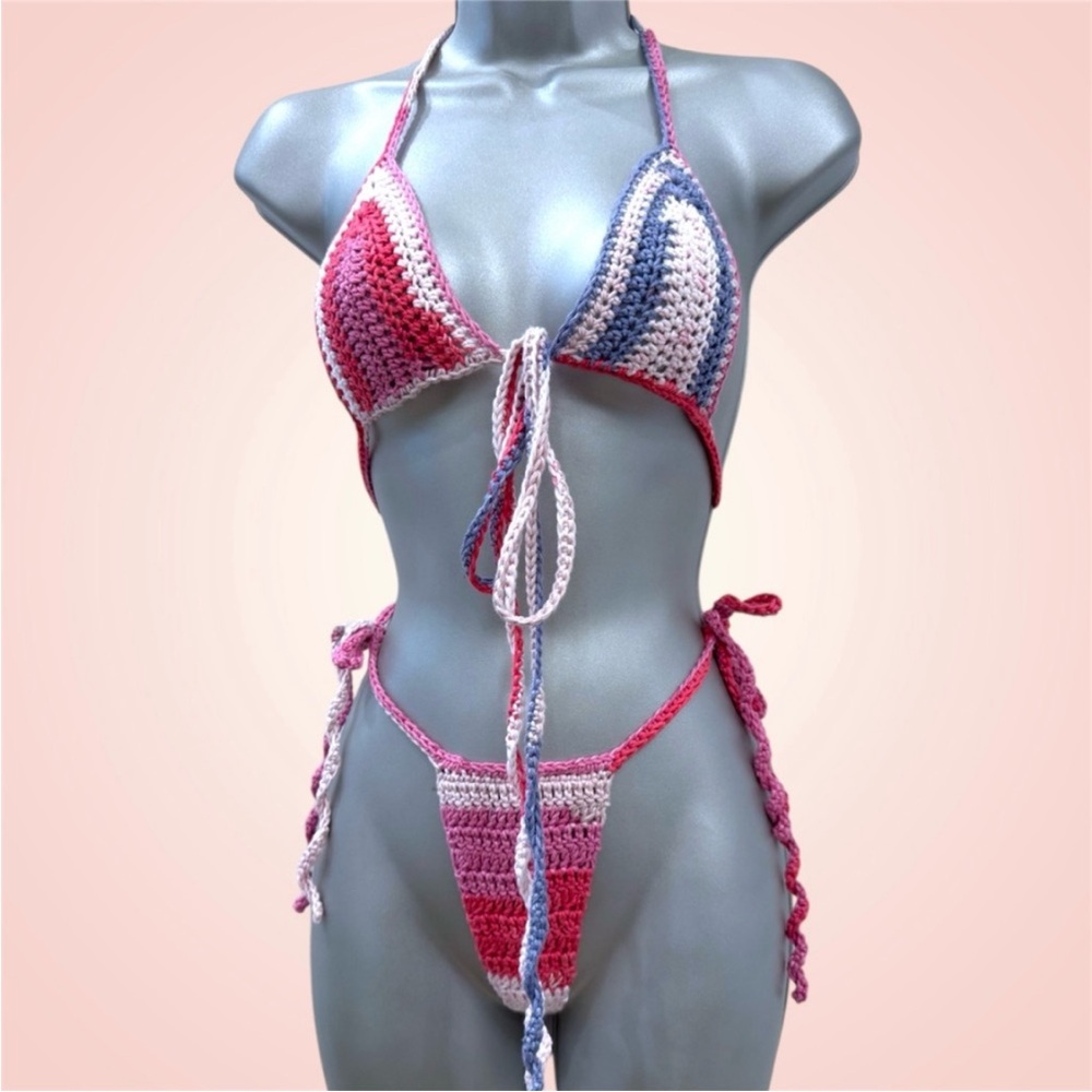 Hand-Crocheted Pink & Purple Gradient String Bikini - Picture 3 of 3